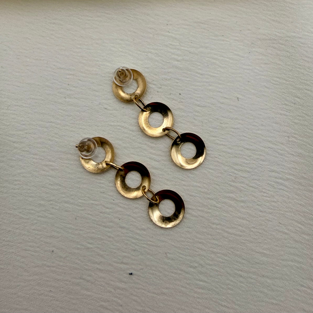 Donut Give Up 🍩 (Vintage 10KT Yellow Gold Triple Drog Circle Drop Earrings