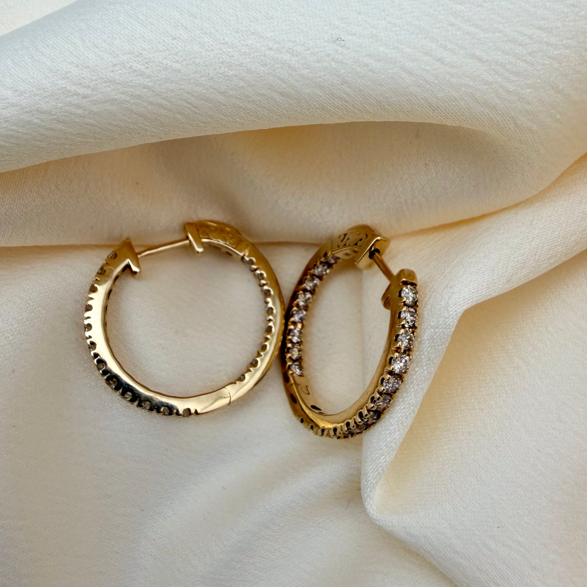 I Love You Inside and Out 🥰 (Vintage 10KT yellow gold 2.0 CTW inside out hoop earrings)