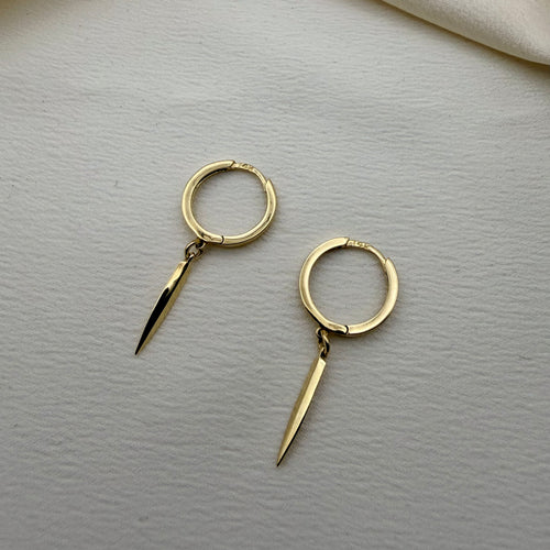 A Dagger in the Heart 💔🗡️ (Pre-loved 14KT Yellow Gold Blade Drop Earrings)