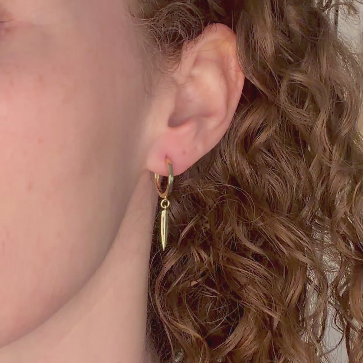 A Dagger in the Heart 💔🗡️ (Pre-loved 14KT Yellow Gold Blade Drop Earrings)